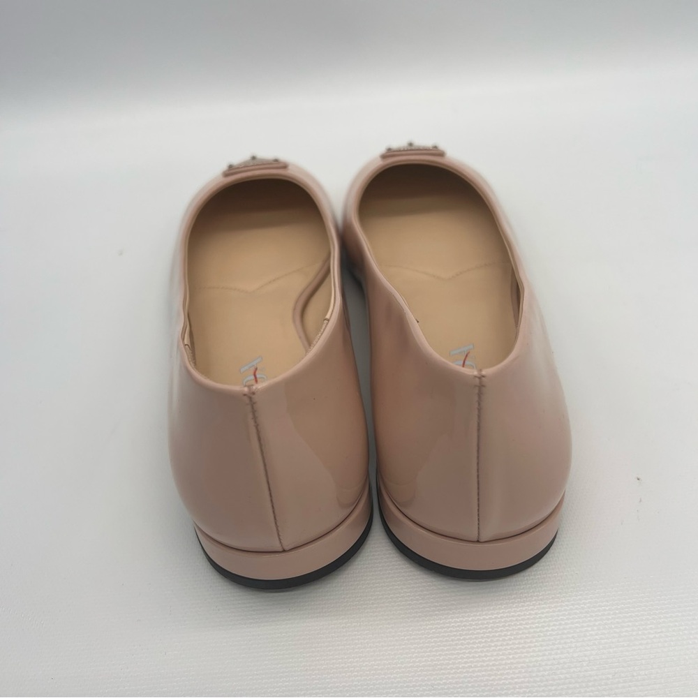 PRADA
Patent Triangle Ballerina Flats - Picture 3 of 7